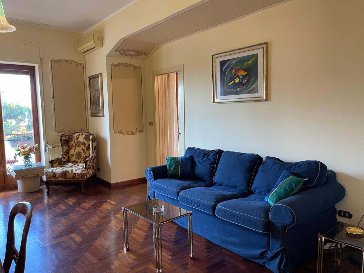 Lady House Διαμέρισμα Ρέτζιο ντι Καλάμπρια Εξωτερικό φωτογραφία